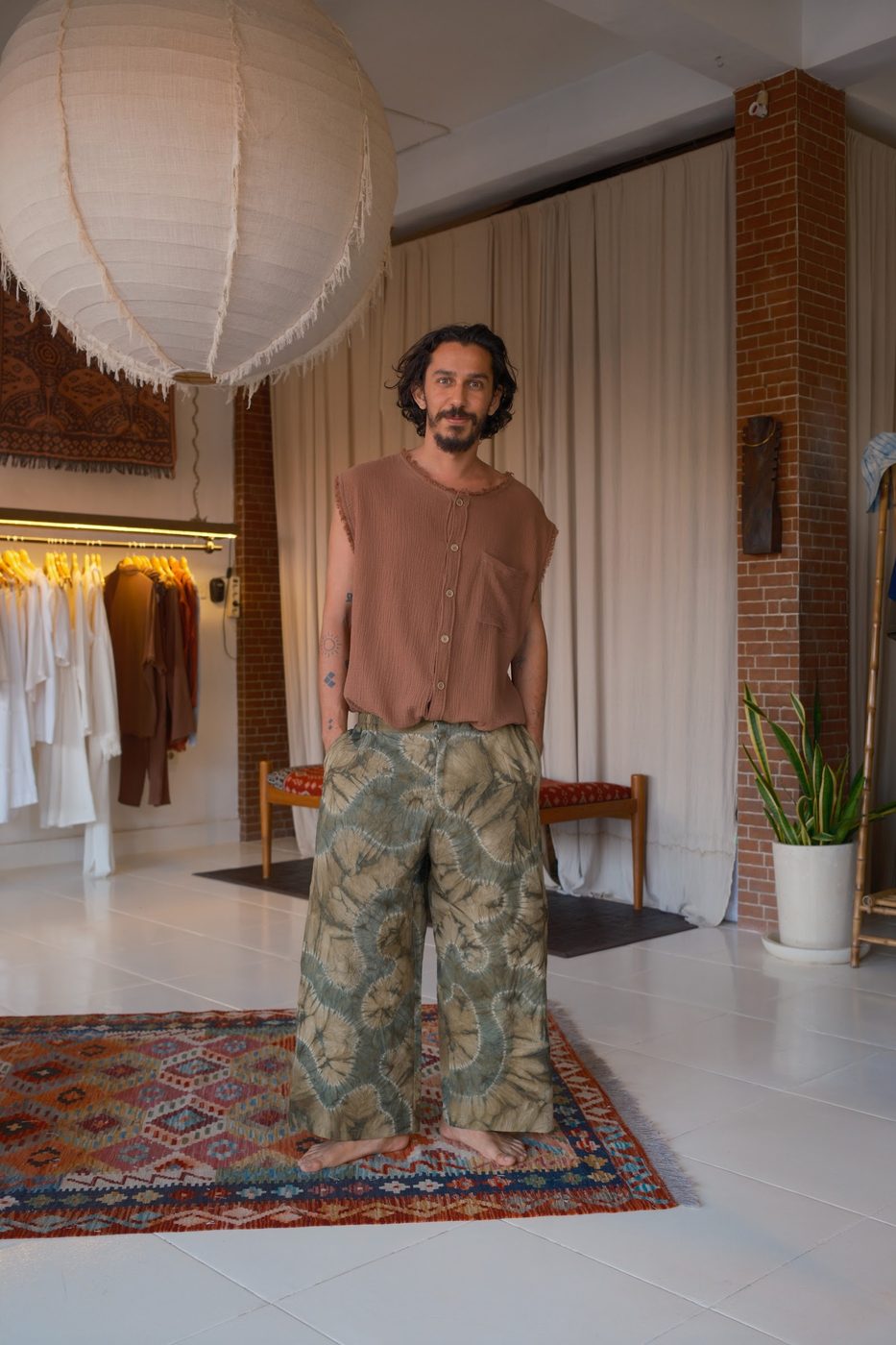 Leaf-print pants, olive